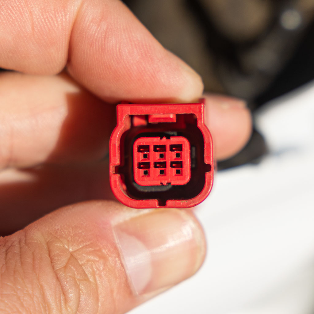 ktm-connector-new